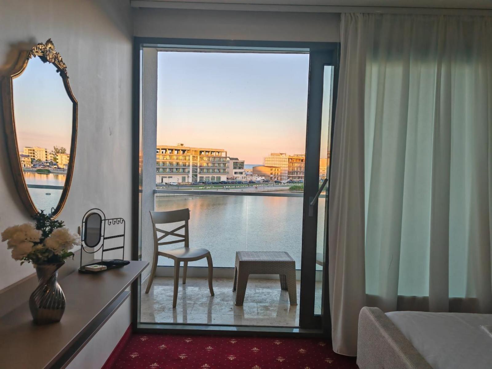 White Boutique Hotel- Eforie Nord Eksteriør billede